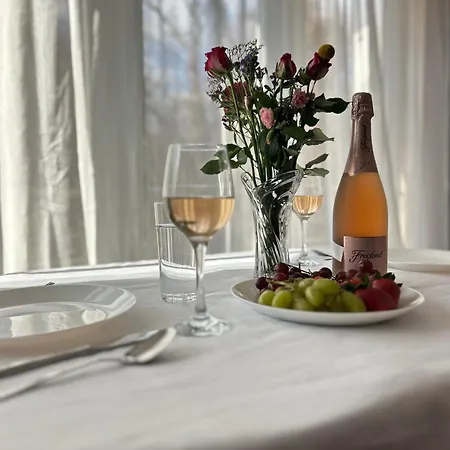 Apartment Casa Rea - Comfortable With Free Parking *